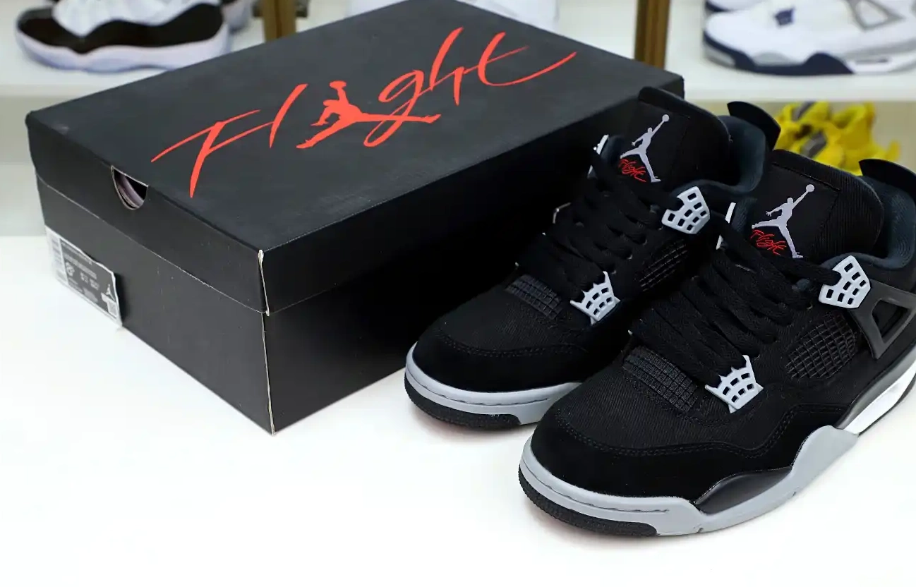 AIR JORDAN 